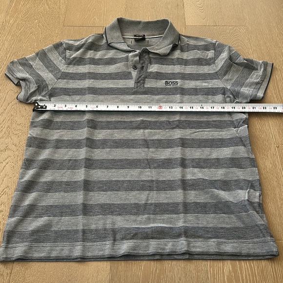 Hugo Boss Polo - Picture 6 of 7